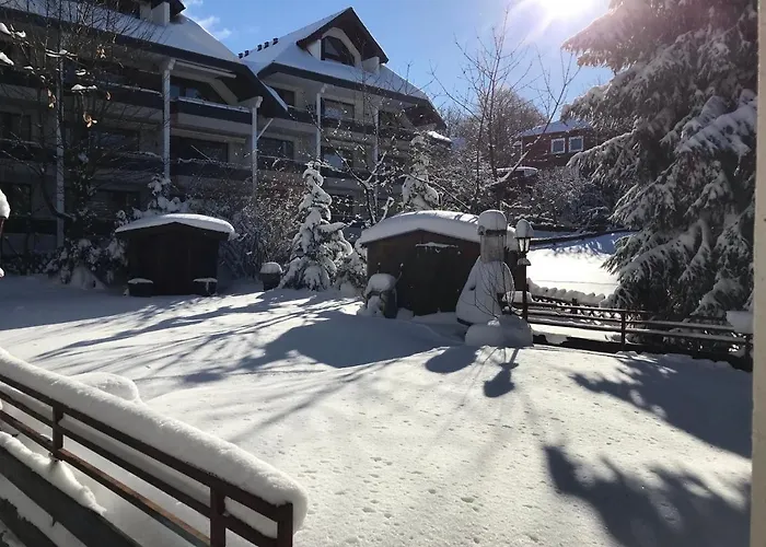 Blackcoms Erika - Adults Only Hotel